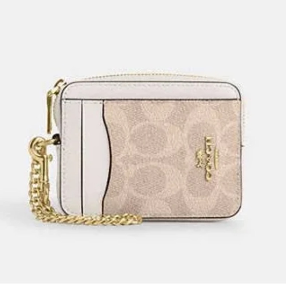 Like New Coach Zip Card Case - Signature Canvas